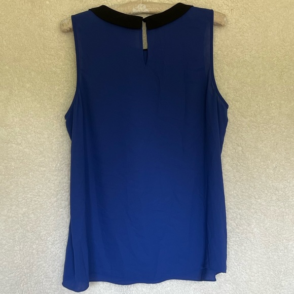 Vince Camuto Sleeveless Top - Picture 2 of 5